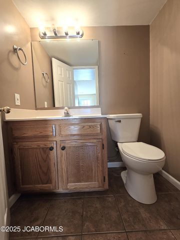 10862 OLD BARN ROAD, Holts Summit, MO 65043