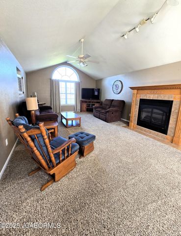 10862 OLD BARN ROAD, Holts Summit, MO 65043