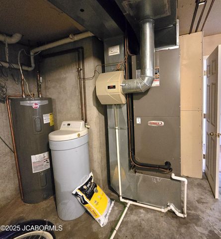 10862 OLD BARN ROAD, Holts Summit, MO 65043