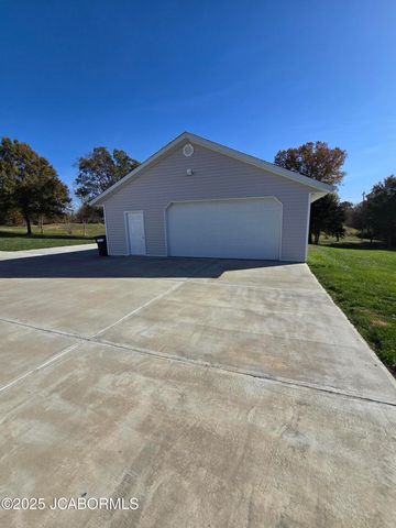 10862 OLD BARN ROAD, Holts Summit, MO 65043