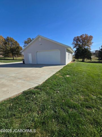 10862 OLD BARN ROAD, Holts Summit, MO 65043