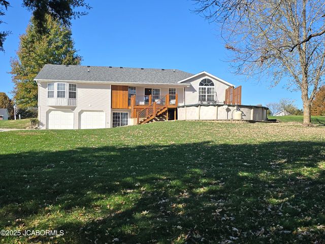 10862 OLD BARN ROAD, Holts Summit, MO 65043