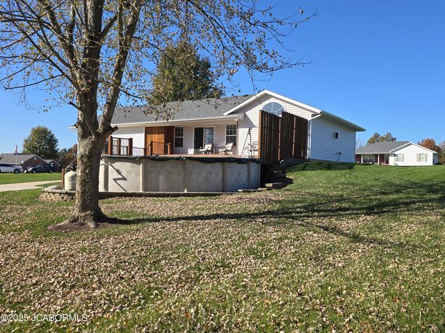 10862 OLD BARN ROAD, Holts Summit, MO 65043