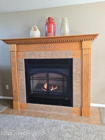 10862 OLD BARN ROAD, Holts Summit, MO 65043