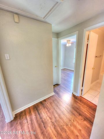 10881 KEY CORAL Drive, Jacksonville, FL 32218