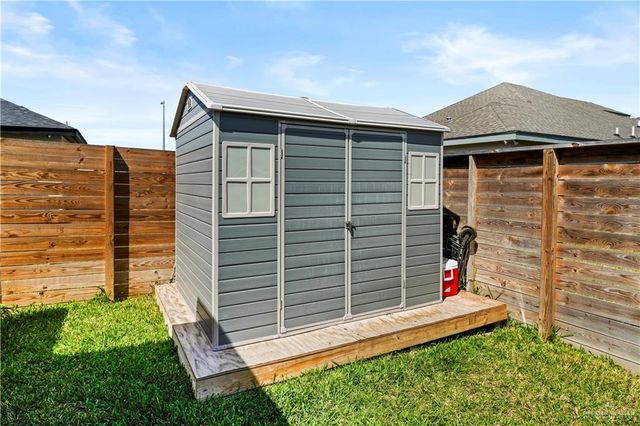 2729 E Conroe Road, Edinburg, TX 78542