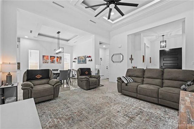 2729 E Conroe Road, Edinburg, TX 78542