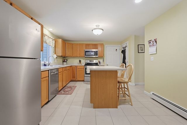 28 Heritage Path, Millis, MA 02054