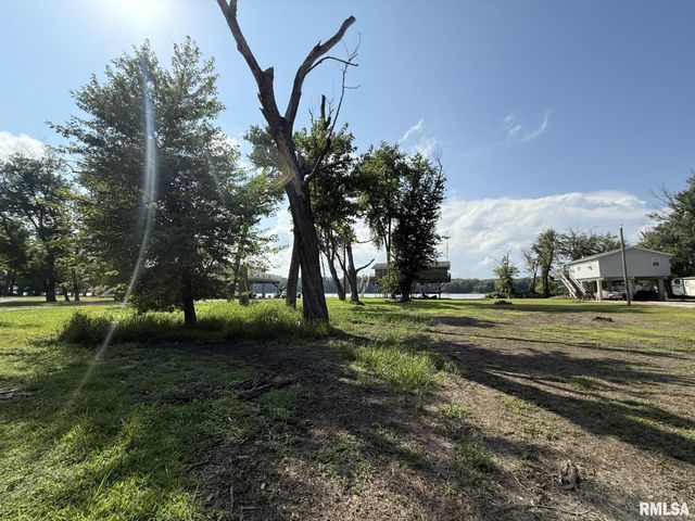 1483 N County Road 1500 N Road Building 9 Lots 11 12 13, Gladstone, IL 61437