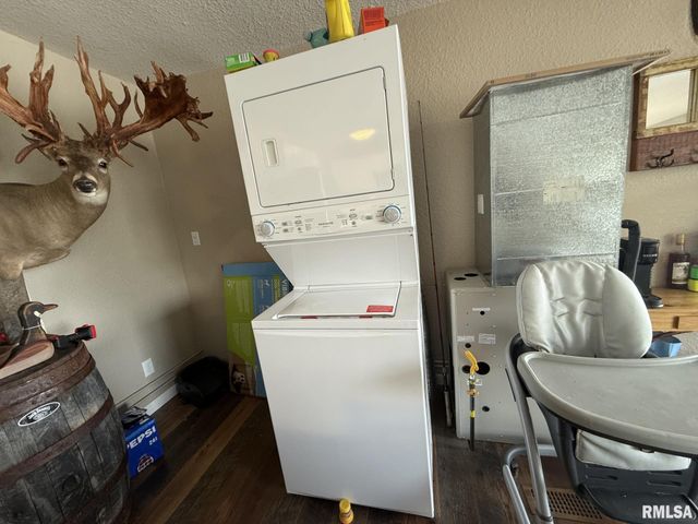 1483 N County Road 1500 N Road Building 9 Lots 11 12 13, Gladstone, IL 61437