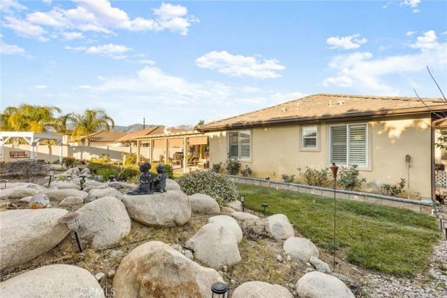 1575 N Grove, Redlands, CA 92374