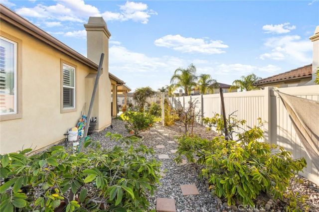 1575 N Grove, Redlands, CA 92374