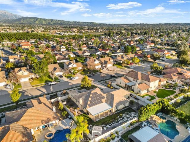 1575 N Grove, Redlands, CA 92374