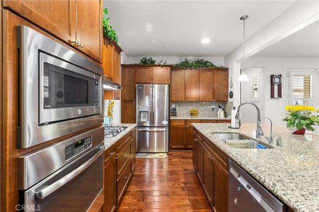 1575 N Grove, Redlands, CA 92374