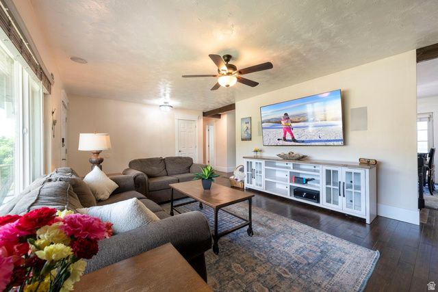 10032 S BLOSSOM DR, Sandy, UT 84092