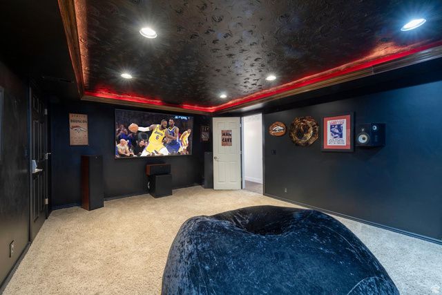 10032 S BLOSSOM DR, Sandy, UT 84092