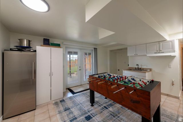 10032 S BLOSSOM DR, Sandy, UT 84092