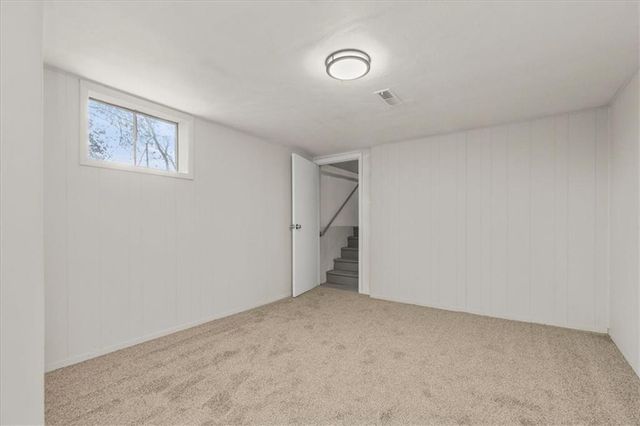 16305 E 16th Street S, Independence, MO 64050