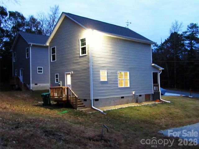 506 Lake Head Road, Norwood, NC 28128