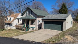 914 18th Ave, Beaver Falls, PA 15010