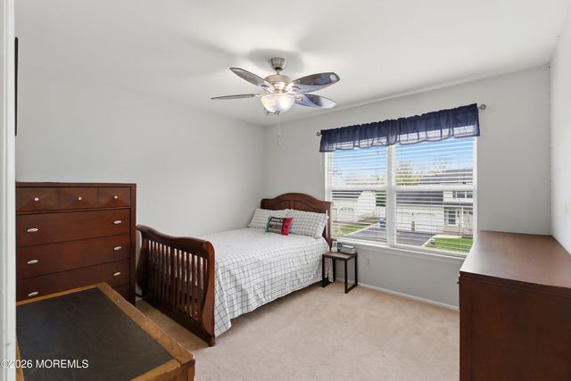 32 Bronia Street, Howell, NJ 07731