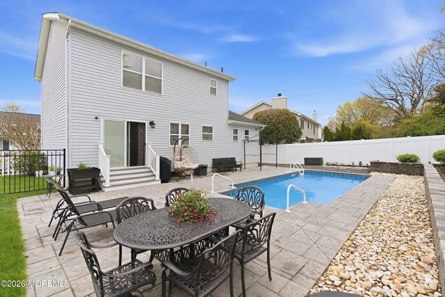 32 Bronia Street, Howell, NJ 07731