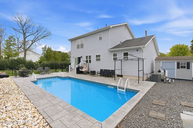32 Bronia Street, Howell, NJ 07731