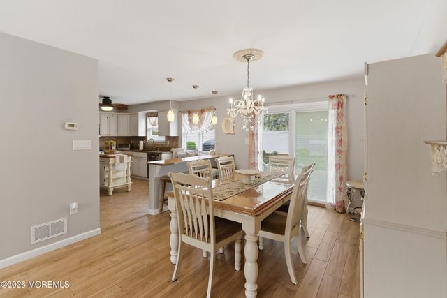 32 Bronia Street, Howell, NJ 07731