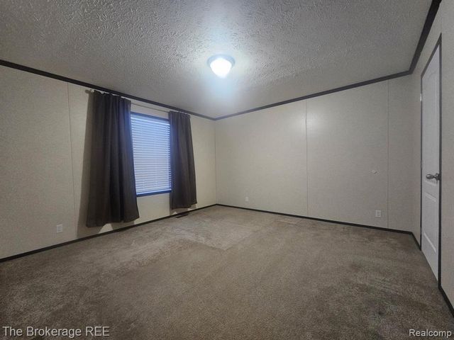 654 Basswood Court, Flint, MI 48506