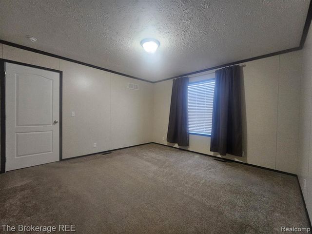 654 Basswood Court, Flint, MI 48506