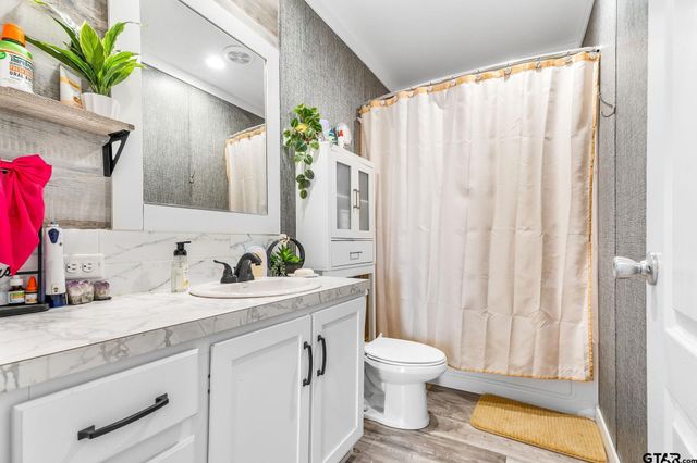 1255 Raintree Lakes Cir, Big Sandy, TX 75755