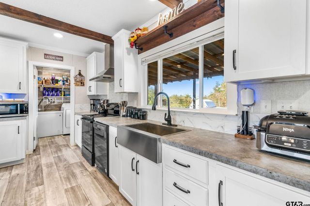 1255 Raintree Lakes Cir, Big Sandy, TX 75755