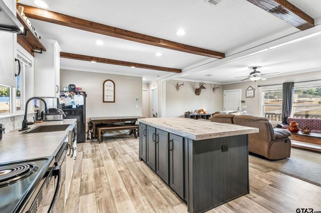 1255 Raintree Lakes Cir, Big Sandy, TX 75755