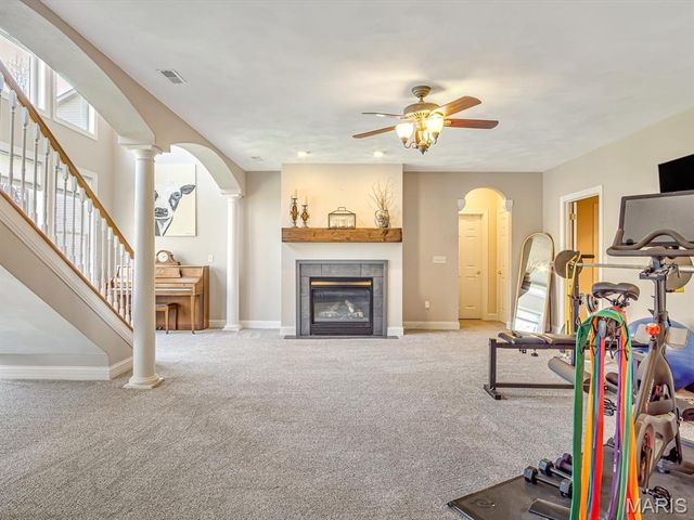 9 Timber Bluff Court, Glen Carbon, IL 62034