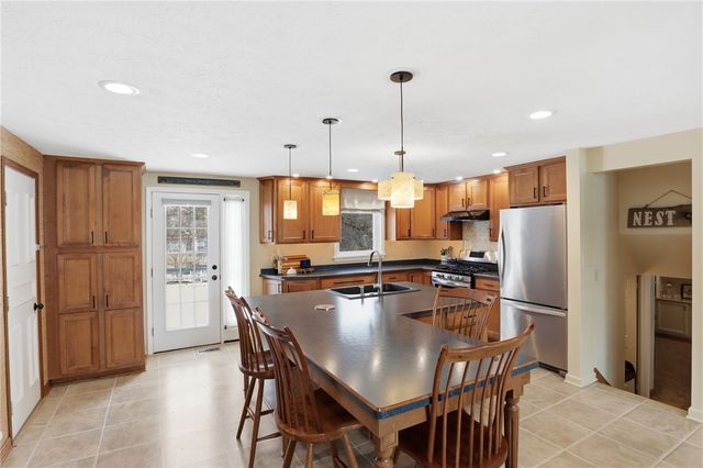 1555 Winterberry Court, Walworth, NY 14568