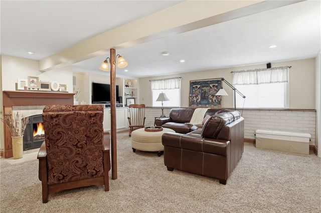 1555 Winterberry Court, Walworth, NY 14568