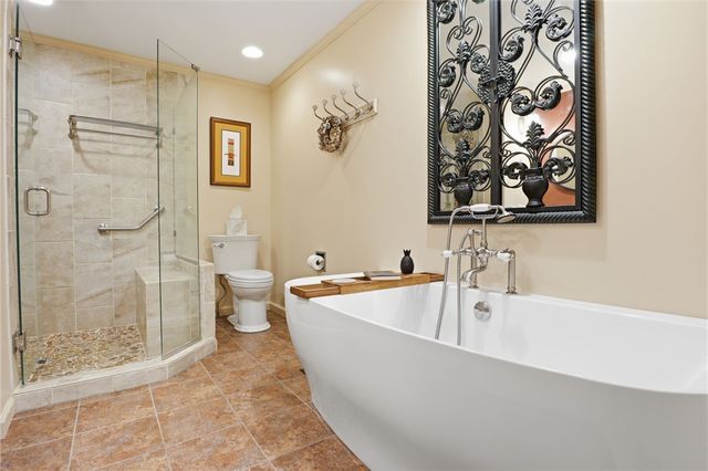 1555 Winterberry Court, Walworth, NY 14568