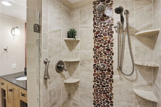 1555 Winterberry Court, Walworth, NY 14568