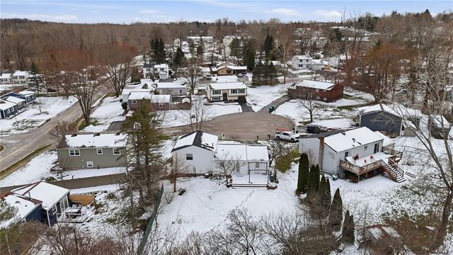 1555 Winterberry Court, Walworth, NY 14568