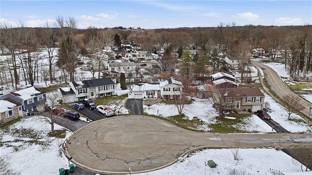 1555 Winterberry Court, Walworth, NY 14568