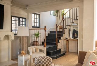 1715 S Kingsley Drive, Los Angeles, CA 90006