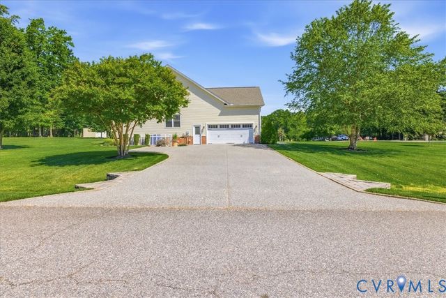 6209 Antelope Ct, Prince George, VA 23875