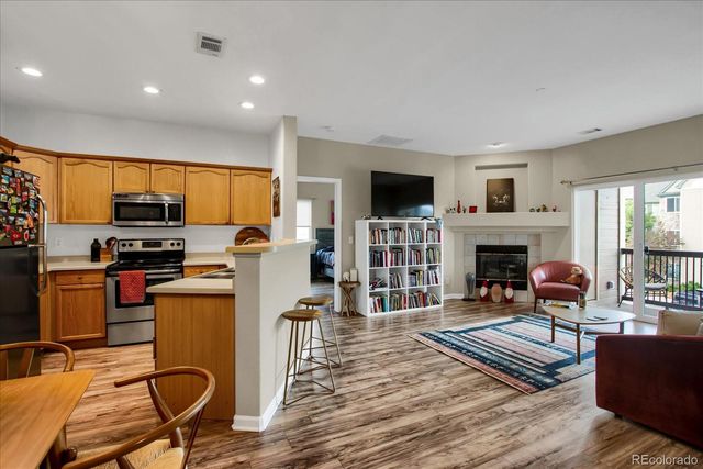 7445 S Alkire Street 205, Littleton, CO 80127