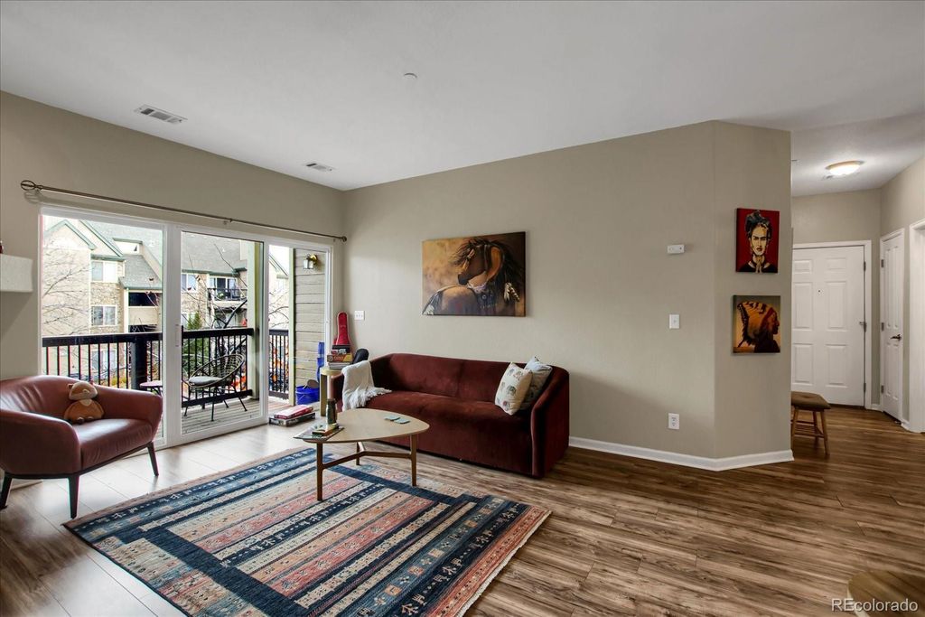 7445 S Alkire Street 205, Littleton, CO 80127