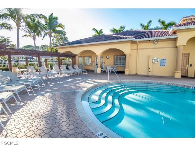 15625 Ocean Walk CIR 313, Fort Myers, FL 33908