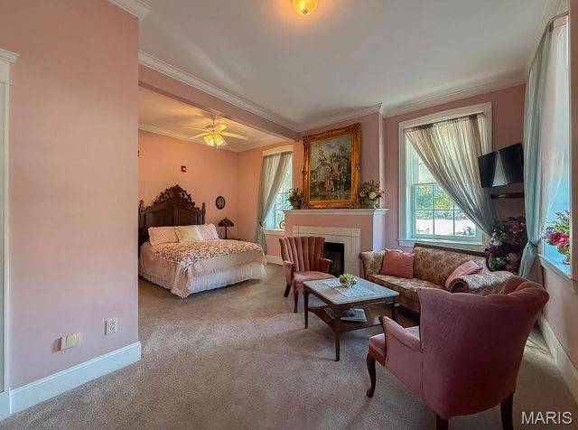 78 N Main Street, Ste Genevieve, MO 63670