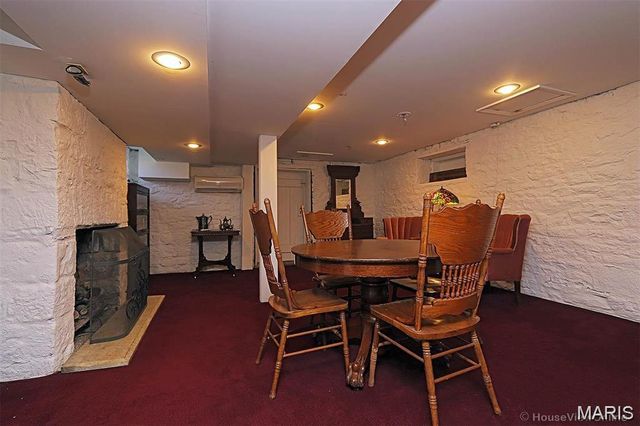 78 N Main Street, Ste Genevieve, MO 63670