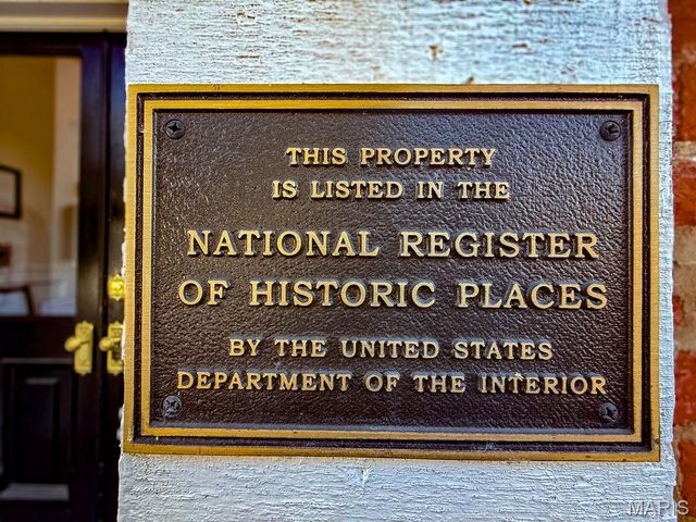 78 N Main Street, Ste Genevieve, MO 63670