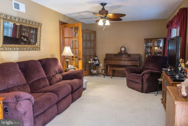 118 BAKER AND RUSSELL DR, Shippensburg, PA 17257