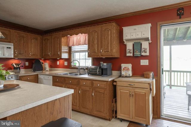 118 BAKER AND RUSSELL DR, Shippensburg, PA 17257